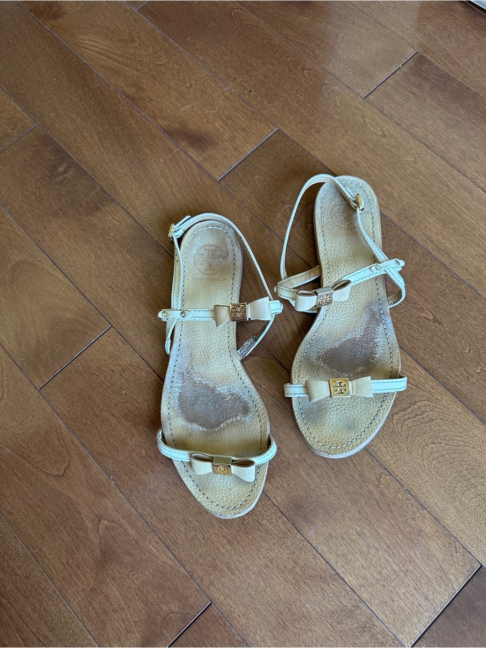 Tory Burch Cream Bow Strap Sandals with Gold Hardware